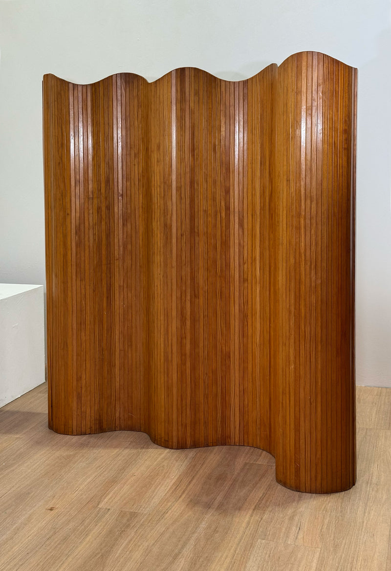 Curved Tambour Room Divider, France c.1930