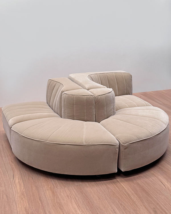 Arflex 9000 Tito Agnoli Serpentine Sofa,