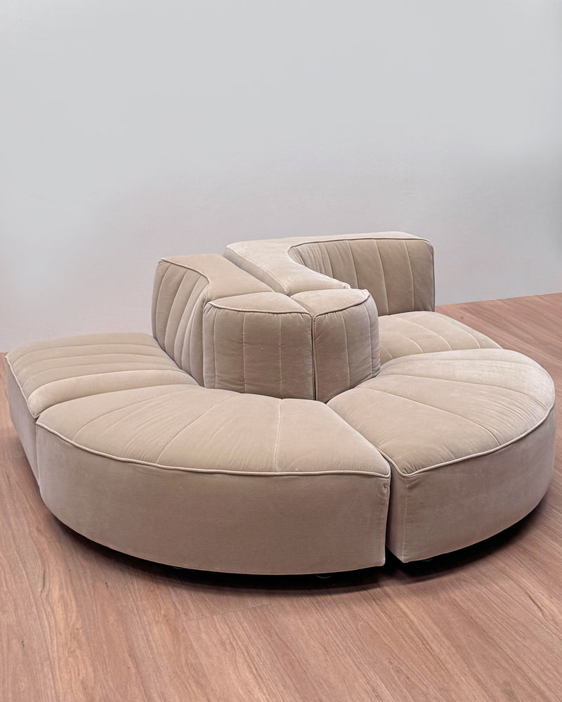 Arflex 9000 Tito Agnoli Serpentine Sofa,
