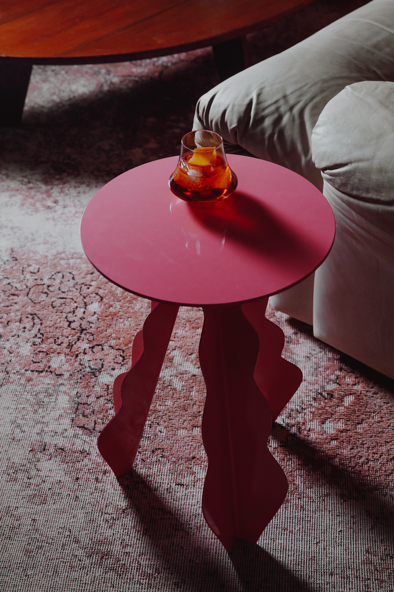 Frill Table, MakeBelieve