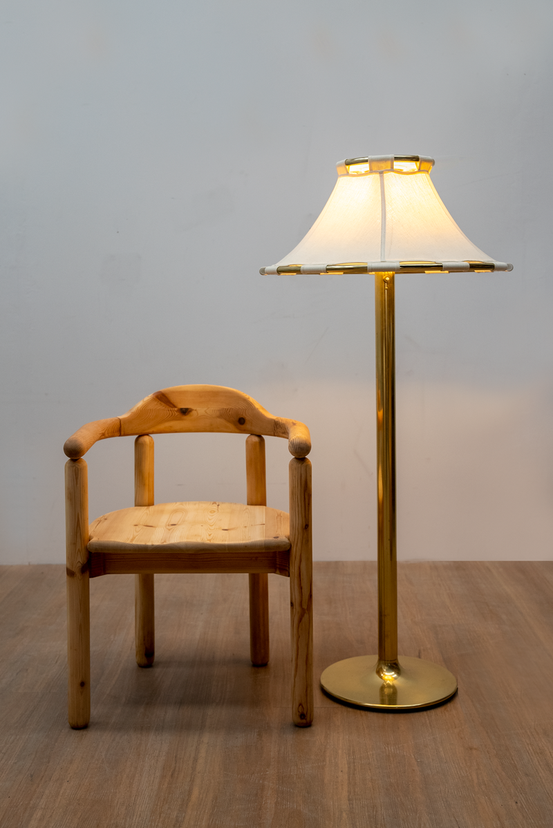 Wood and brass discount lamp